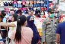 Diam-Diam Toko Busana di Bogor Beroperasi, Modusnya Tak Terduga - JPNN.com
