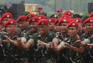 Menegangkan, Ada 30 Orang Menyerang Pos Militer TNI di Papua, Bawa Parang - JPNN.com