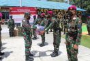 Komandan Gugus Tempur Laut Bagikan APD Kepada Prajurit TNI AL di Sebatik - JPNN.com