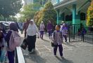 Rencana Pembelajaran Tatap Muka Mulai Juli 2021 Bikin Ortu Gelisah - JPNN.com