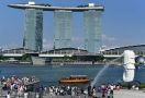 Covid-19 Mengganas Lagi, Singapura Lockdown hingga Juni, Warga Gelagapan Belanja - JPNN.com
