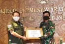 MPR RI Berikan Penghargaan Kepada Prajurit TNI - JPNN.com