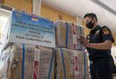 Bea Cukai Kualanamu Hibahkan Ribuan Masker ke Gugus Tugas COVID-19 Sumut - JPNN.com
