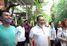 Bambang Soesatyo Berkunjung ke Rumah Raffi Ahmad, Wow Disambut Pakai Mobil Mewah - JPNN.com