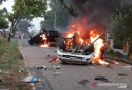 Warga Mengamuk Gegara BLT, Mobil Wakapolres Dibakar, Anggota TNI-Polri Diserang - JPNN.com