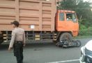 Terlindas Truk, Rian Firdaus Meninggal Dunia di Lokasi Kejadian - JPNN.com