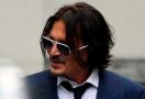 Johnny Depp Diduga Menendang dan Menampar Mantan Istri di Pesawat Pribadi - JPNN.com