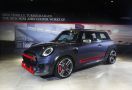 MINI John Cooper Works Versi Buas Hadir di Indonesia, Sebegini Harganya - JPNN.com