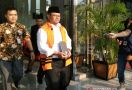 Mantan Bupati Indramayu Supendi Dijebloskan ke Lapas Sukamiskin, Omarsyah Ikut Mendampingi - JPNN.com