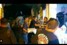 Sungguh Bikin Terharu, Sukarelawan Bawa 5 Ton Beras untuk Perantau Jateng di Surabaya - JPNN.com