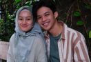 Dinda Hauw Tengah Hamil, Rey Mbayang: Aku dan Istri Positif Covid-19 - JPNN.com