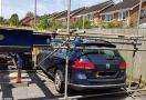 Gara-gara Masalah Ini, Volkswagen Passat Dikurung Tetangga Dalam Pipa Besi - JPNN.com