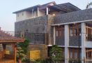 Ini Rumah Pengelola Investasi Bodong di Cianjur, Mewah - JPNN.com