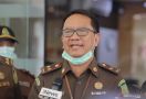 Kejaksaan Agung Limpahkan Berkas 5 Tersangka Kasus Korupsi Importasi Tekstil - JPNN.com