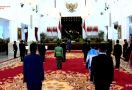 Jokowi Lantik 3 Menterinya Hingga Eks Deputi BNN Jadi Anggota Kompolnas - JPNN.com