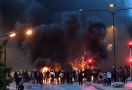 Al-Quran Dibakar, Kerusuhan Pecah, Tak Terkendali - JPNN.com