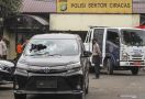 Rekaman CCTV Ungkap Fakta Kejadian sebelum Polsek Ciracas Diserang Tentara - JPNN.com
