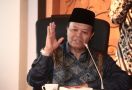 Penerbitan Ulang Kartun Nabi Muhammad, HNW: Ini Menambah Luka Umat Islam - JPNN.com