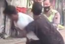 Pemuda Sontoloyo Menganiaya Lansia, Berani Melawan Polisi yang Datang - JPNN.com
