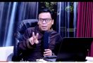 Pelaku Penusukan Syekh Ali Jaber Hanya Memar, Gus Nur Heran - JPNN.com