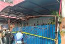 Rekonstruksi Klinik Aborsi di Jakpus Ramai Ditonton Warga, Begini Kesaksian Agus & Tina - JPNN.com