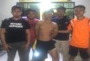 Tahanan Polsek Karang Jaya yang Kabur Akhirnya Ditangkap, Langsung Ditembak Dua Kali di Kaki - JPNN.com