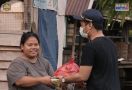 Bea Cukai Nanga Badau Bantu Korban Banjir di Perbatasan RI-Malaysia - JPNN.com