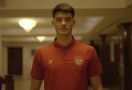 Penilaian Bek Timnas Indonesia U-19 Komang Teguh Soal Tandemnya, Elkan Baggott - JPNN.com