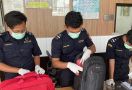 Bea Cukai Jayapura Fasilitasi dalam Repatriasi 25 Pekerja Migran Korban PHK - JPNN.com