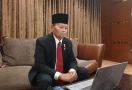HNW Minta Kemenag Perjuangkan agar Jemaah Indonesia Segera Laksanakan Umrah dan Haji - JPNN.com