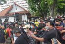 Pedemo di Surabaya Siap Rusuh, Siapkan Bom Molotov - JPNN.com
