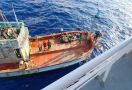 Lagi, Kapal Patroli Bakamla Menangkap 2 Kapal Ikan Vietnam - JPNN.com