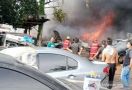 Detik-detik Puluhan Mobil di Parung Bogor Terbakar - JPNN.com