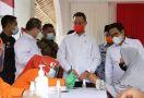 Mensos Saksikan Penyaluran Bantuan Sosial Tunai Kepada Mayarakat Terdampak Pandemi Covid-19 - JPNN.com