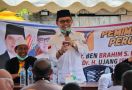 Blusukan ke Desa Jemaras, Cawagub Kalteng Ujang Dihadiahi Pantun Semangat - JPNN.com