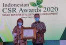 PT Kaltim Methanol Industri Raih Penghargaan Program CSR Awards 2020 - JPNN.com