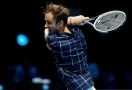 ATP Finals 2020: Daniil Medvedev Menang Mudah dari Novak Djokovic - JPNN.com