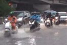 Hujan Deras Guyur Jakarta, 16 RT dan 7 Jalan Banjir - JPNN.com
