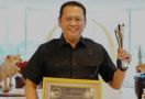 Ketua MPR Bambang Soesatyo Raih Penghargaan Best Institution Leader - JPNN.com