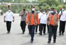 Letjen Doni Monardo Sampaikan Pesan Presiden Jokowi kepada Pengungsi di Lembata - JPNN.com