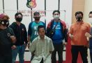 Suparman Pulang ke Rumah Setelah 1 Tahun Buron, Ketahuan Polisi, Langsung Dijemput - JPNN.com