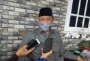 Genting, Wali Kota Ahyar Turun Tangan Imbau Masyarakat Jangan Keluar Rumah - JPNN.com