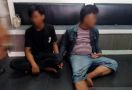 Antar Nasi Bungkus ke Tahanan, Polisi Curiga, Setelah Dicek, Ferry dan Fatan Tak Bisa Mengelak - JPNN.com