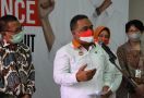 Benny Rhamdani: Jangan Sebar Informasi Seolah-olah Eks PMI Penyebar Covid-19 - JPNN.com