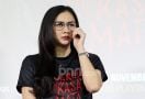 Jawaban Aura Kasih saat Diminta Menutup Aurat, Menohok Banget - JPNN.com