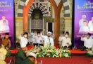 Pak Ganjar Tak Menyangka Selawat Bersama Habib Syech Diikuti WNI di Luar Negeri - JPNN.com