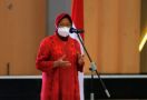 Makin Banyak yang Curiga Bu Risma Mengincar Kursi Gubernur DKI Jakarta - JPNN.com