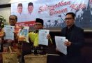 Warga Kalsel Antusias Melaporkan Bukti Pelanggaran Pilkada ke Posko Denny Indrayana - JPNN.com