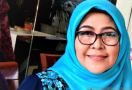 Melly Latifah Ungkap Faktor Penentu Kelekatan Ibu dan Anak, Orang Tua Wajib Baca - JPNN.com
