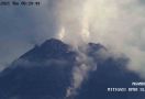 Penampakan Gunung Merapi Pagi Tadi, Ada Awan Panas, Siaga - JPNN.com